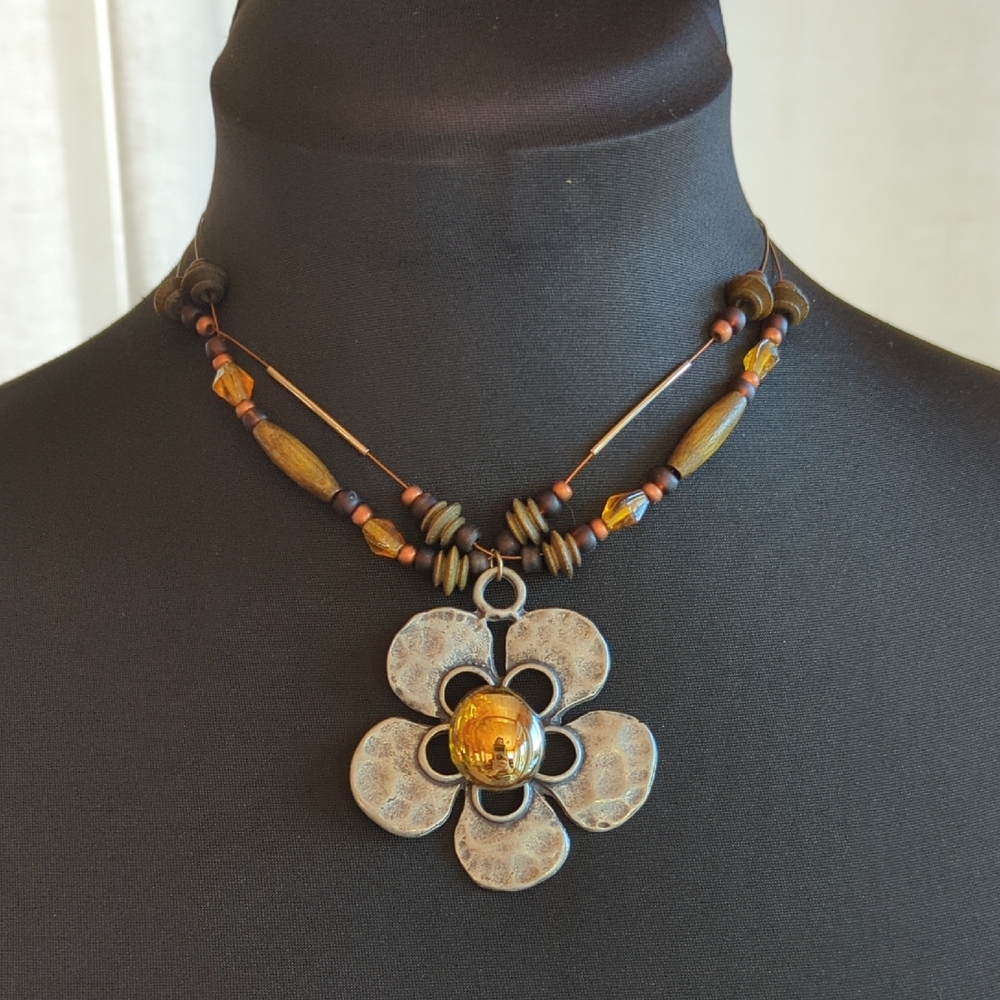 Artisan Flower Pendant Necklace